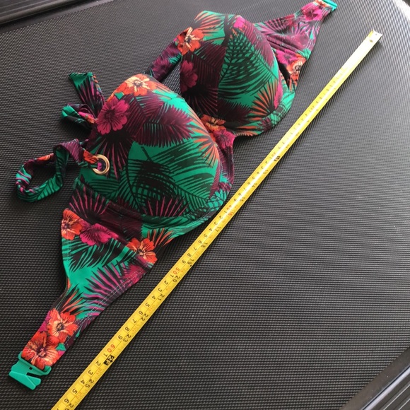 💥HP💥PROFILE modern (36DD) Swim Top - Picture 2 of 9